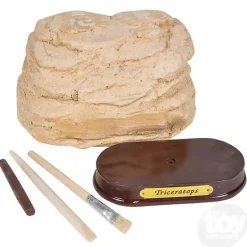 6.5" Dinosaur Skull Excavation Dig Kit Triceratops