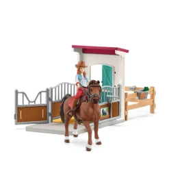 Horse Club Horse Box with Hannah & Cayenne